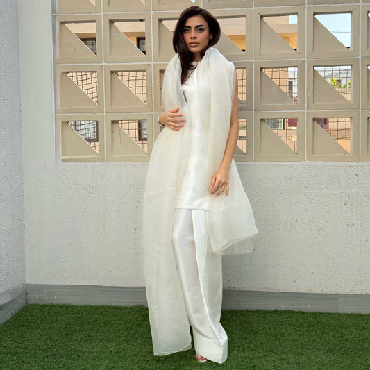 Sadaf Kanwal Owns The Frame -Structure, Shape, And Silence