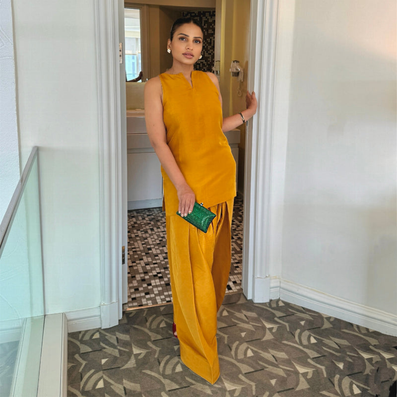 Golden Hour By Aneela Murtaza