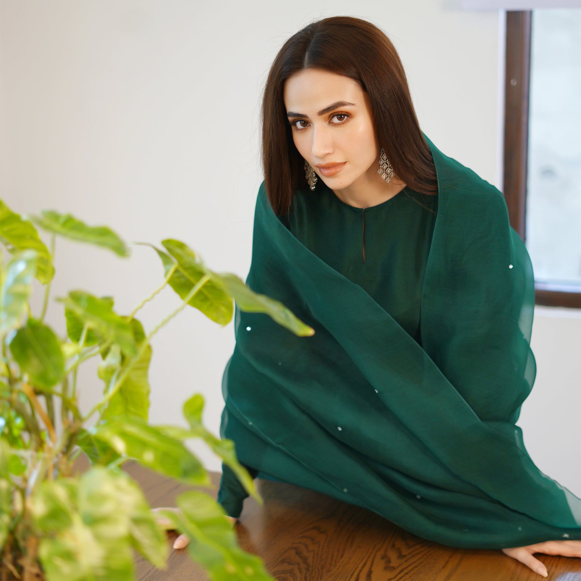 sana javed green dress Who is Sana Javed, the Pakistani actor Shoaib Malik married?
