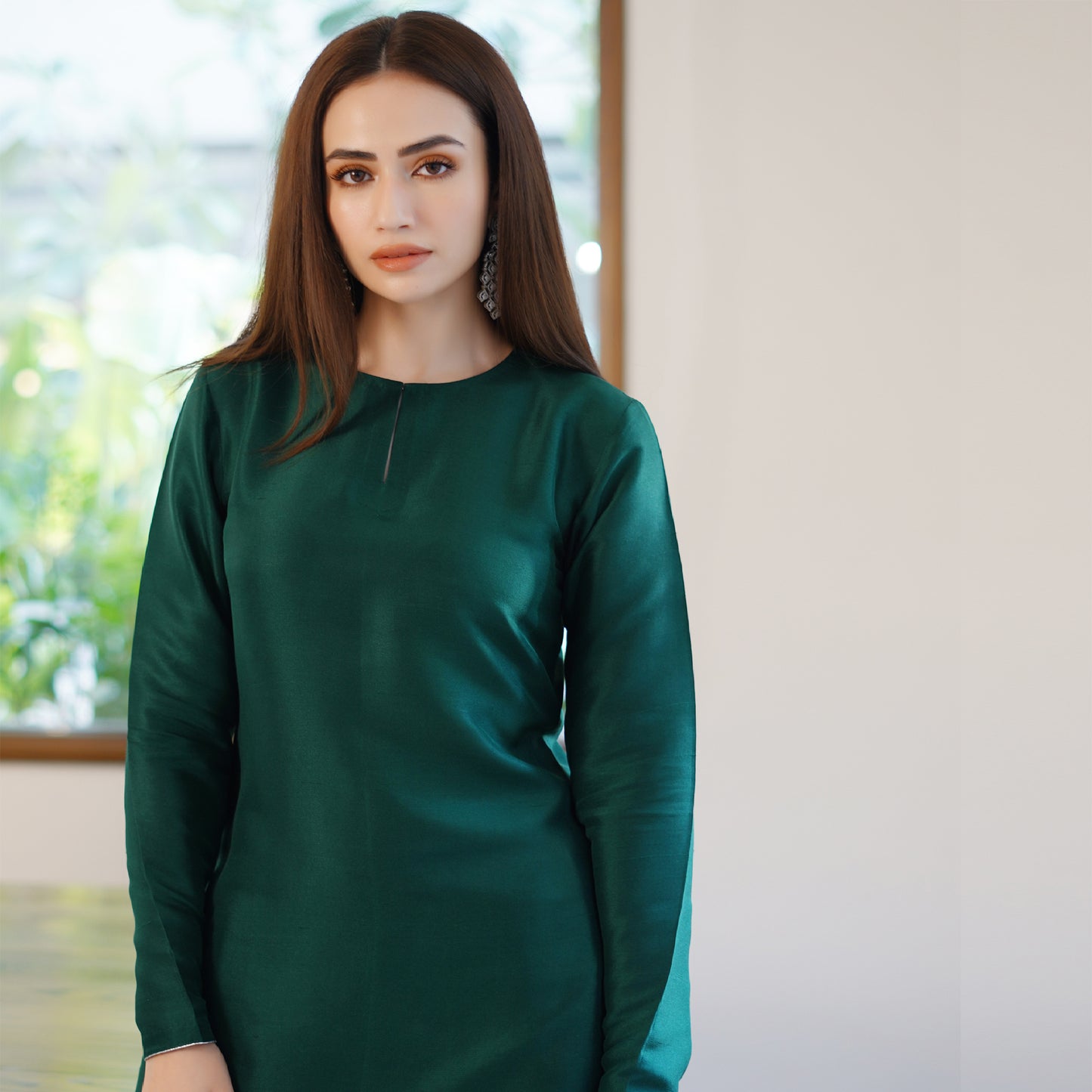 Sana Javed Signature Hue